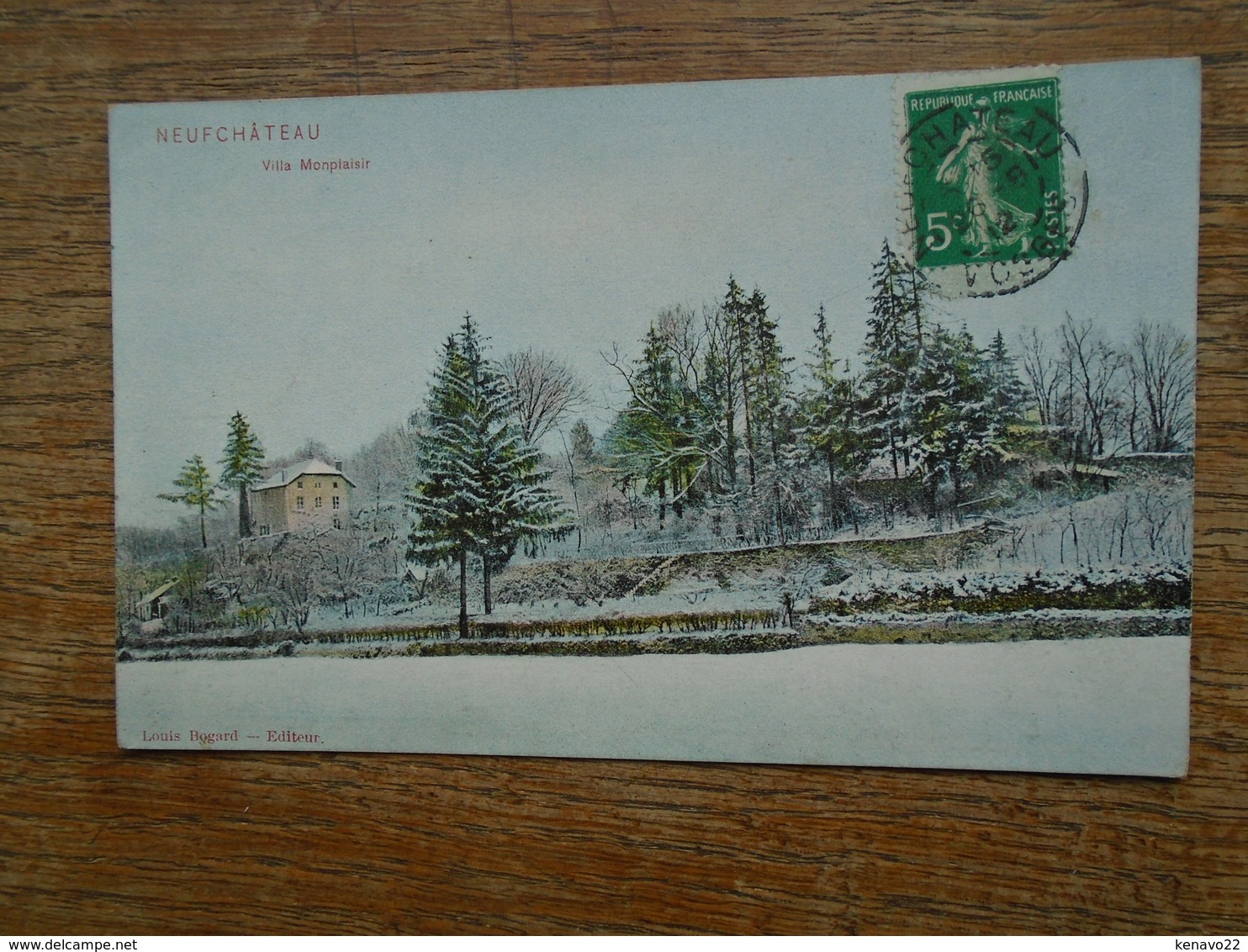 Carte Assez Rare , Neufchâteau , Villa Monplaisir "" Sous La Neige "" - Neufchateau