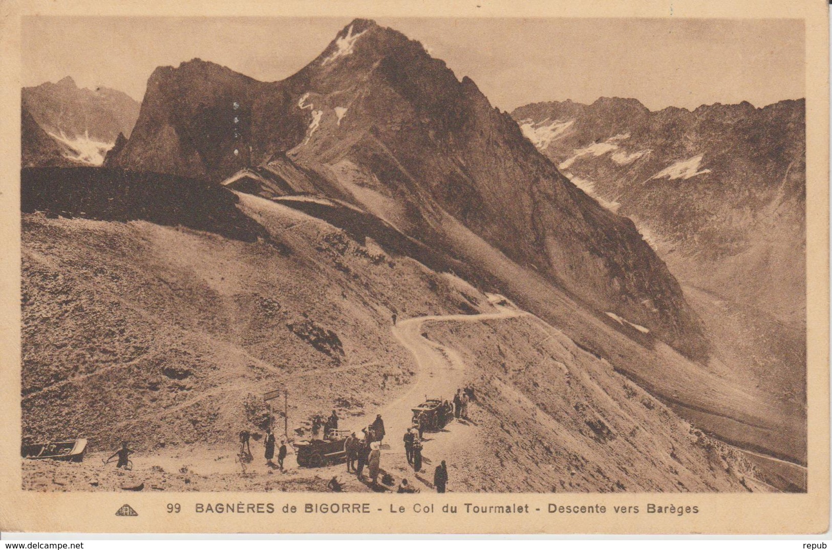 Cachet COAA De Nemours Et Cachet à Date 20-07-1940 Trie Sur Baise Hte Pyrenées Sur CPA En FM - Guerre De 1939-45