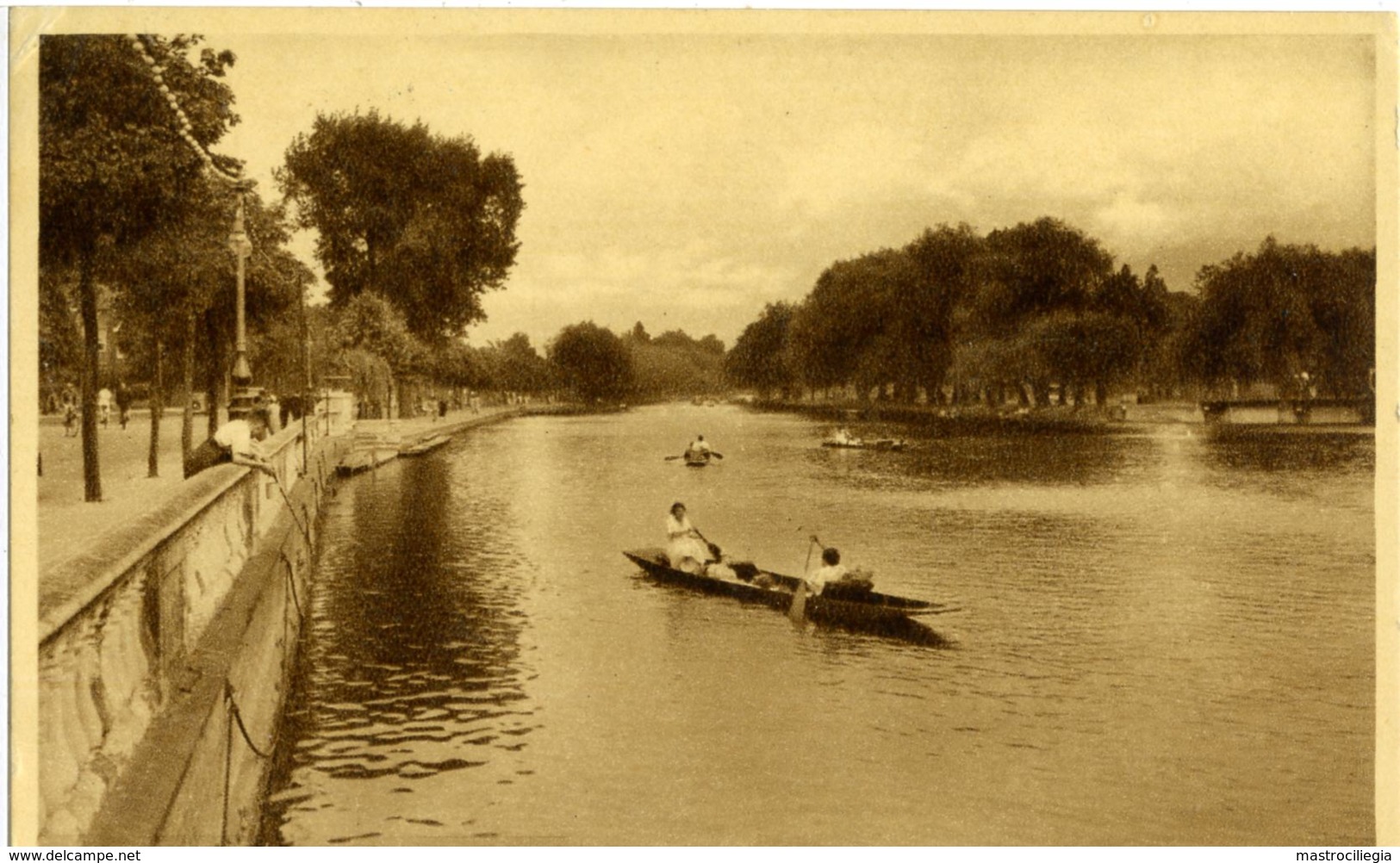 REGNO UNITO  BEDFORDSHIRE  BEDFORD  The Embankment From Town Bridge - Bedford