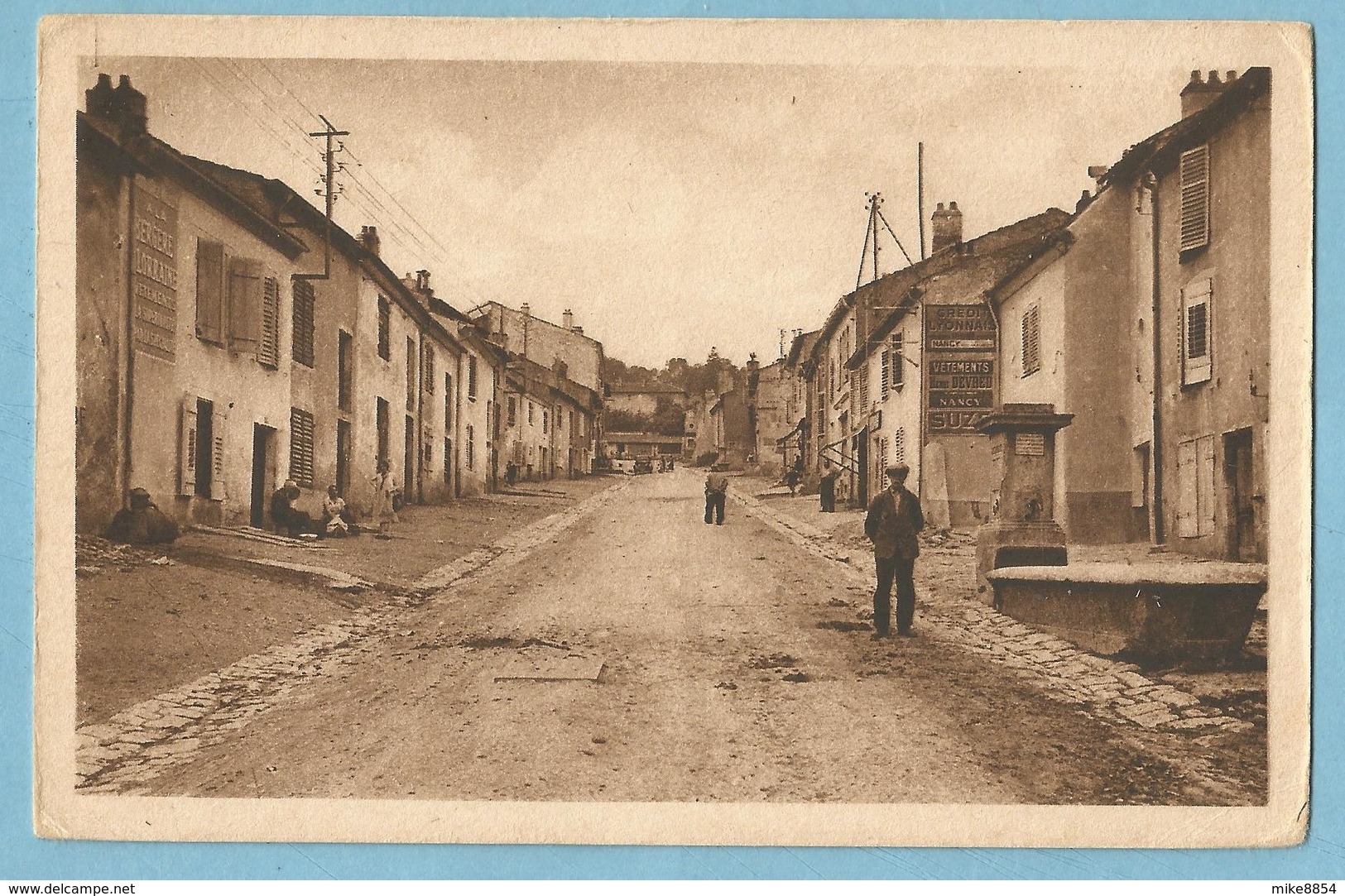 A054  CPA   VANDOEUVRE-lès-NANCY  (Meurthe-et-Moselle)  RUE GAMBETTA  +++++++ - Vandoeuvre Les Nancy