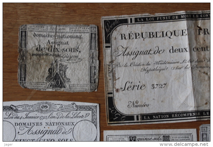 lot de 10 assignats  époque Révolution