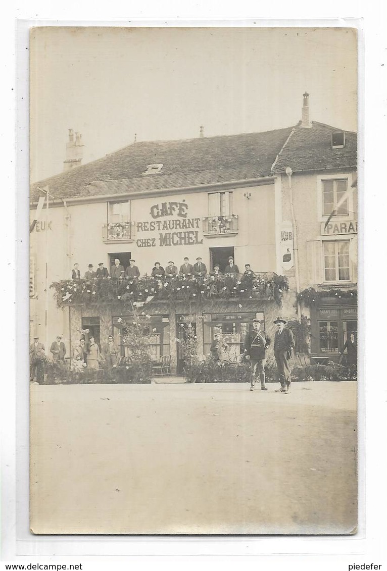 70 - Carte-photo " Café-restaurant Chez Michel "  Il S' Agit Avec Certitude De Jussey, Rue Gambetta - Autres & Non Classés