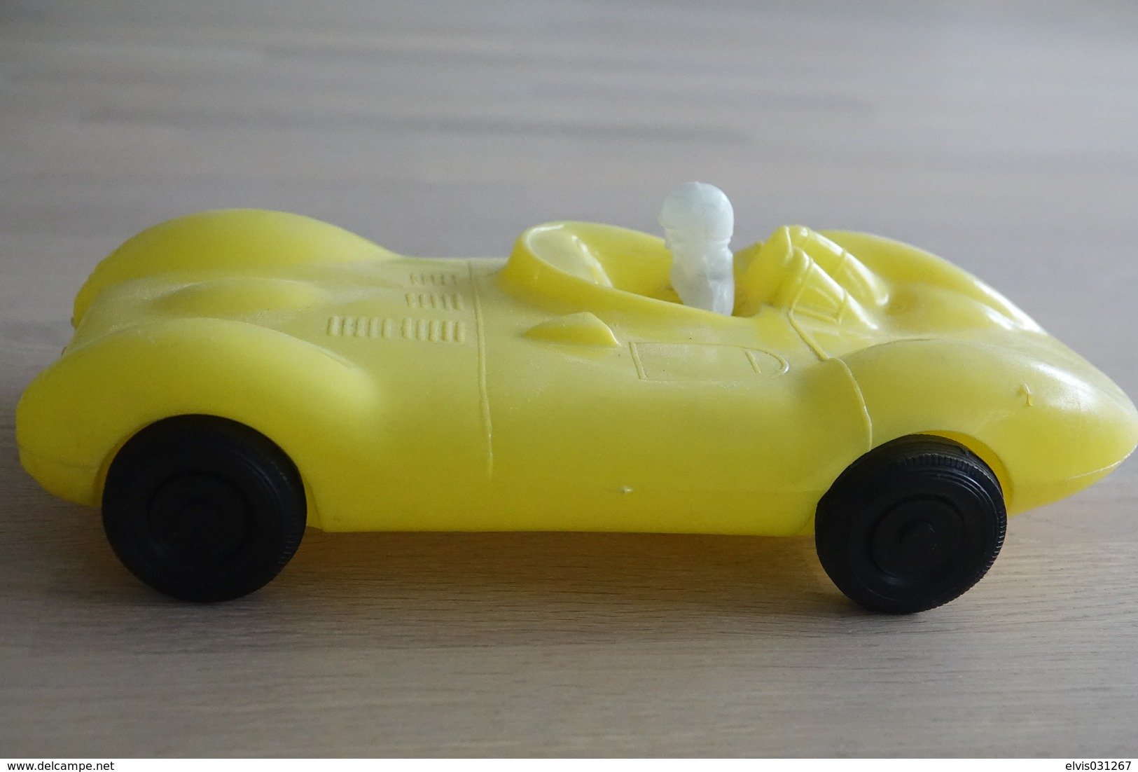 Vintage PLASTIC TOY CAR : Jaguar Type D - 26 Cm - Italy - 1960 - Autres & Non Classés