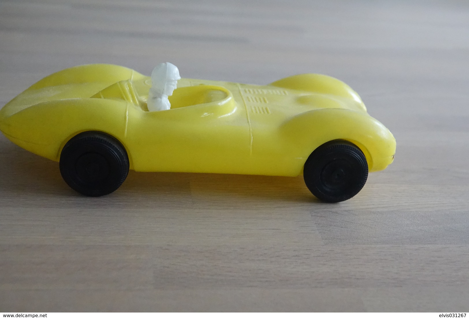 Vintage PLASTIC TOY CAR : Jaguar Type D - 26 Cm - Italy - 1960 - Autres & Non Classés