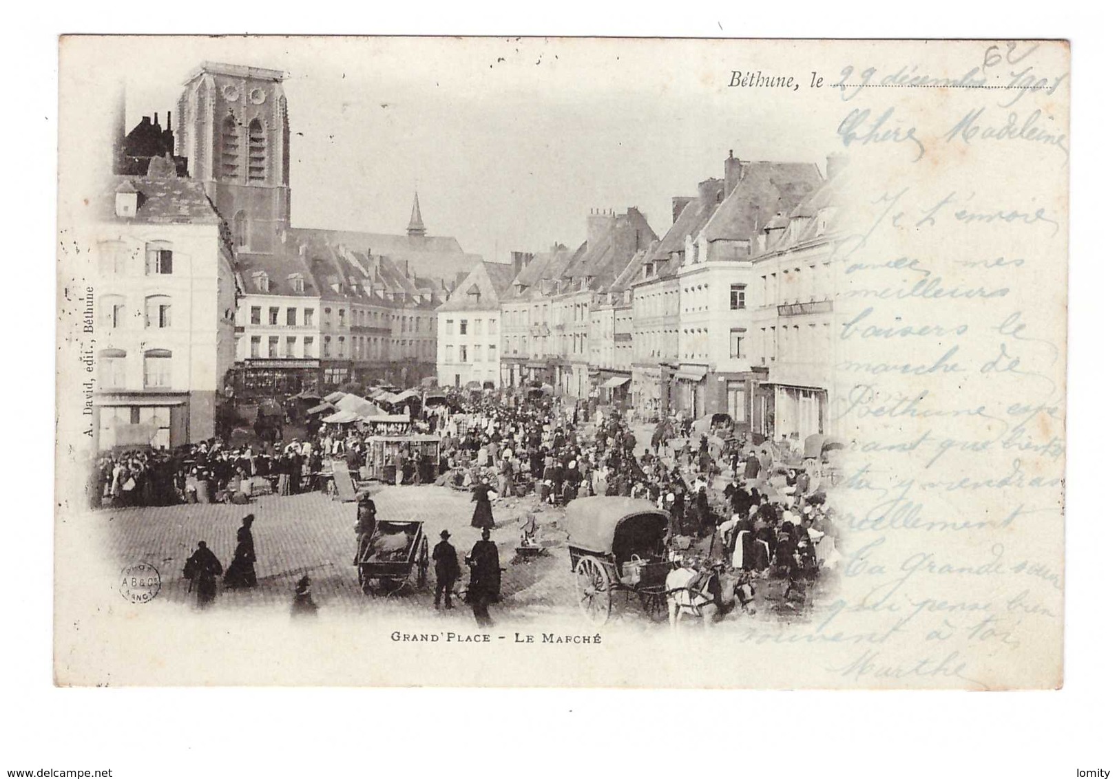 62 Bethune Grand Place Le Marché Cpa Carte Animée Attelage Marchand Cachet Oblitération Bethune 1901 - Bethune