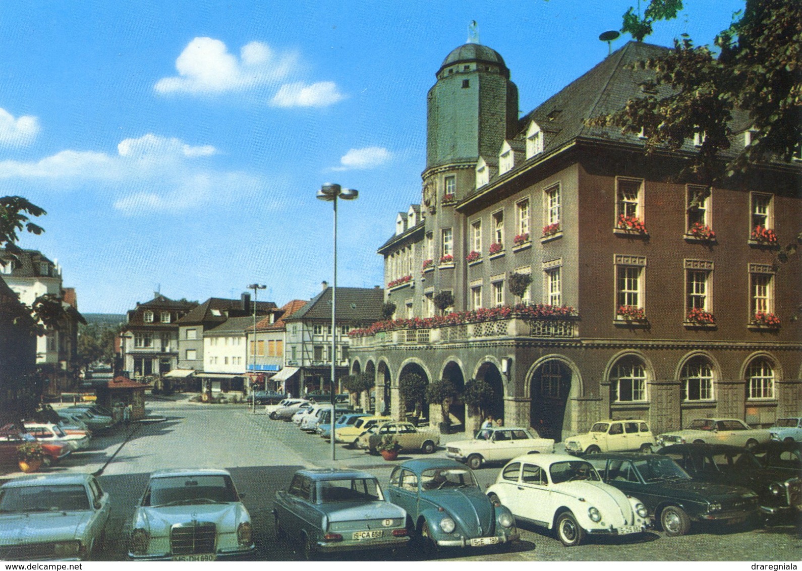 Menden Im Sauerland - Am Rathaus - Voiture Coccinelle - Menden