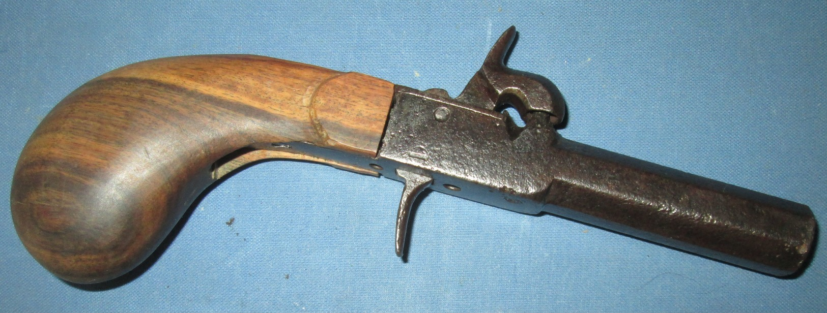 Pistolet De Poche C.1830/50 - Armes Neutralisées