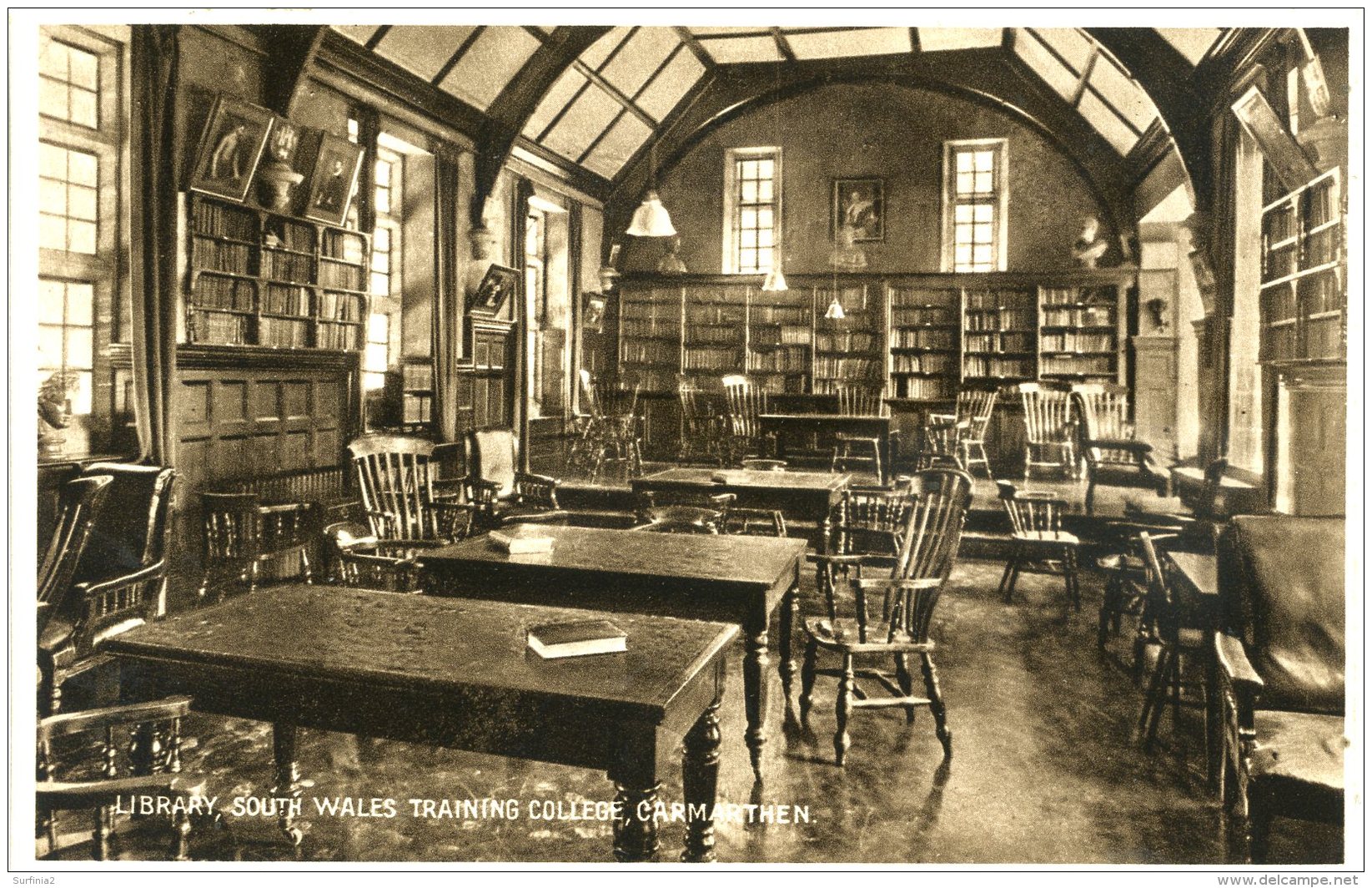 CARMARTHENSHIRE - CARMARTHEN - SOUTH WALES TRAINING COLLEGE LIBRARY Dyf272 - Carmarthenshire