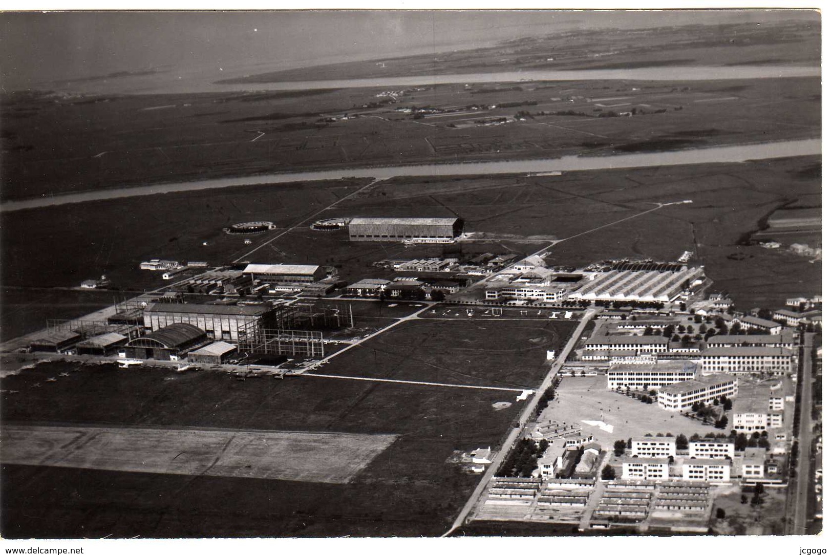 ROCHEFORT-SUR-MER  Ecole Des Mécaniciens De L'Armée De L'Air - Rochefort