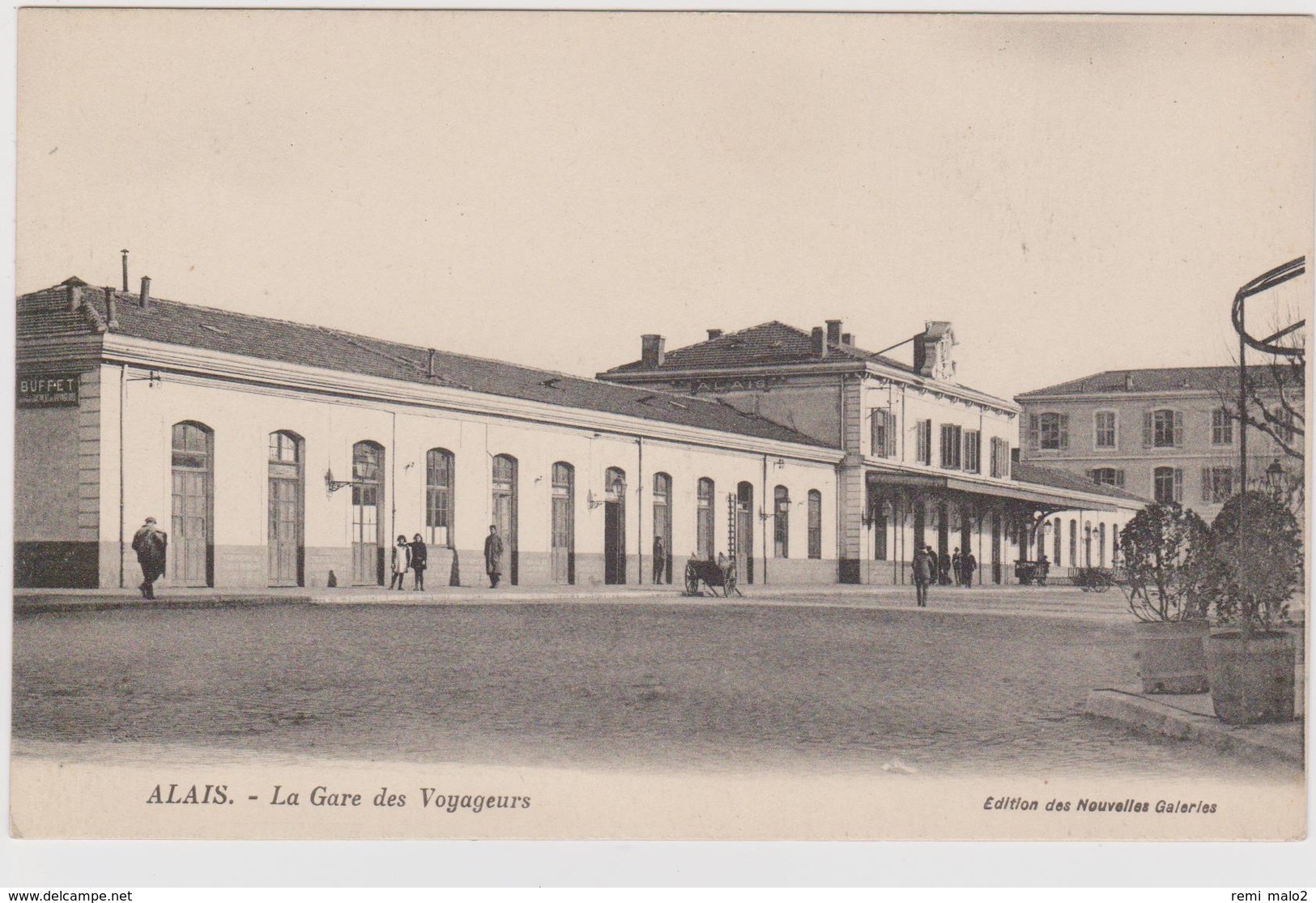 CARTE POSTALE  ALAIS 30  La Gare Des Voyageurs - Alès