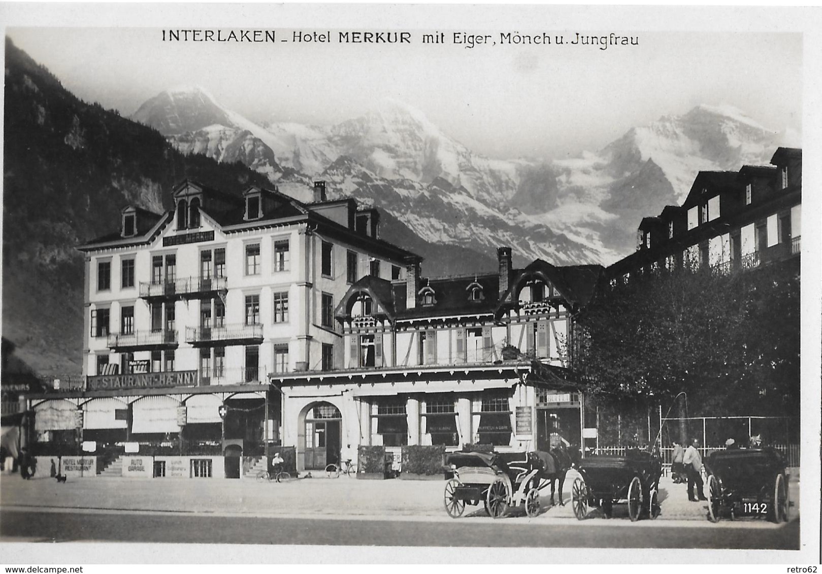 INTERLAKEN → Hotel Merkur Mit Vielen Kutschen Davor, Fotokarte Ca.1925 - Interlaken
