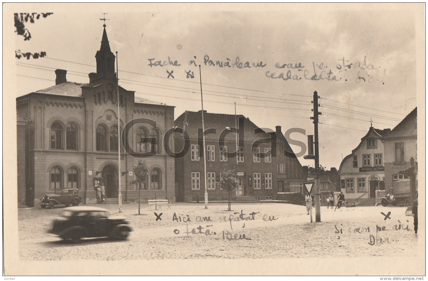 Germany - Oldenburg In Holstein - Adolf Hitler Platz - Old Time Cars - Oldenburg (Holstein)