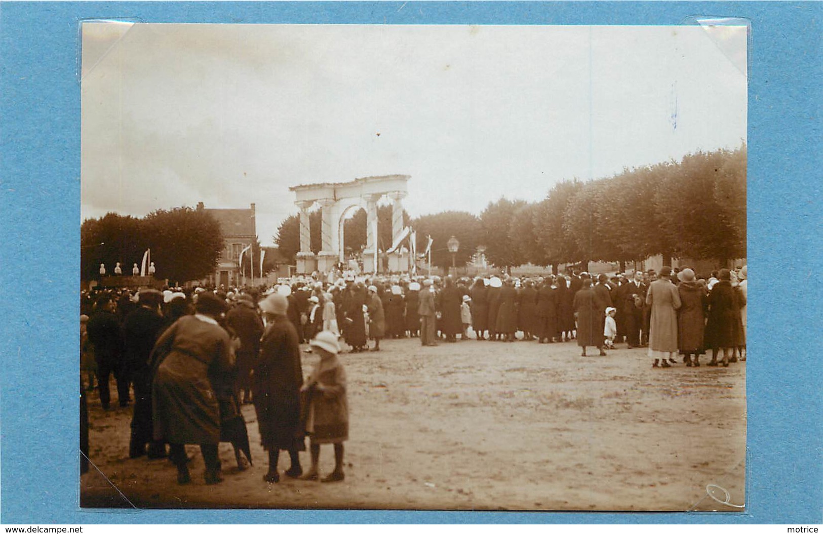 BONNETABLE (sarthe)- Congrès Eucharistique, Juin 1933( Photo Format 11,3cm X 8,2cm). - Lieux