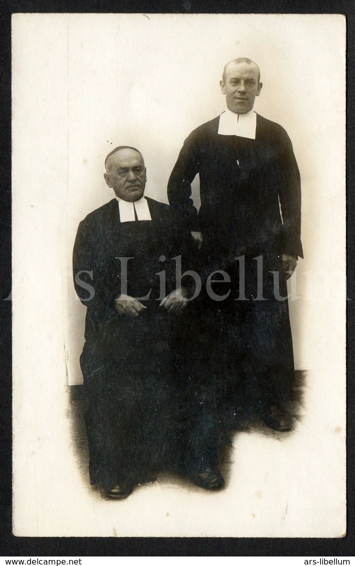 Photo Ancien / Foto / Photo / Priests / Prêtres / Priesters / Postcard Size / Unused - Photographie