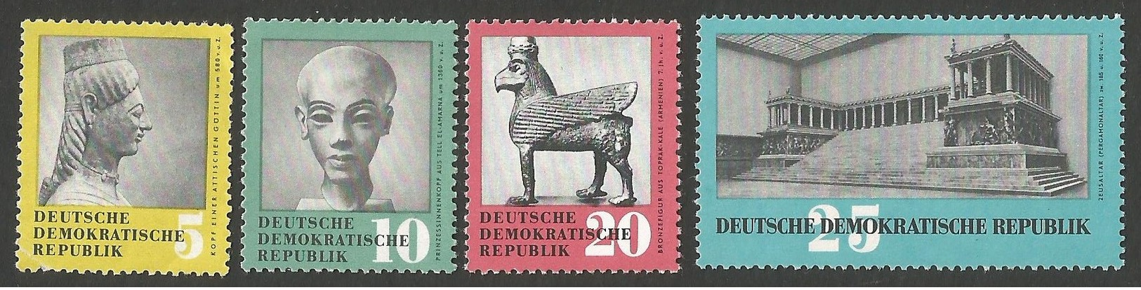 East Germany/DDR.  1959 Forrest Animals. SG E470-474. MNH - Nuovi