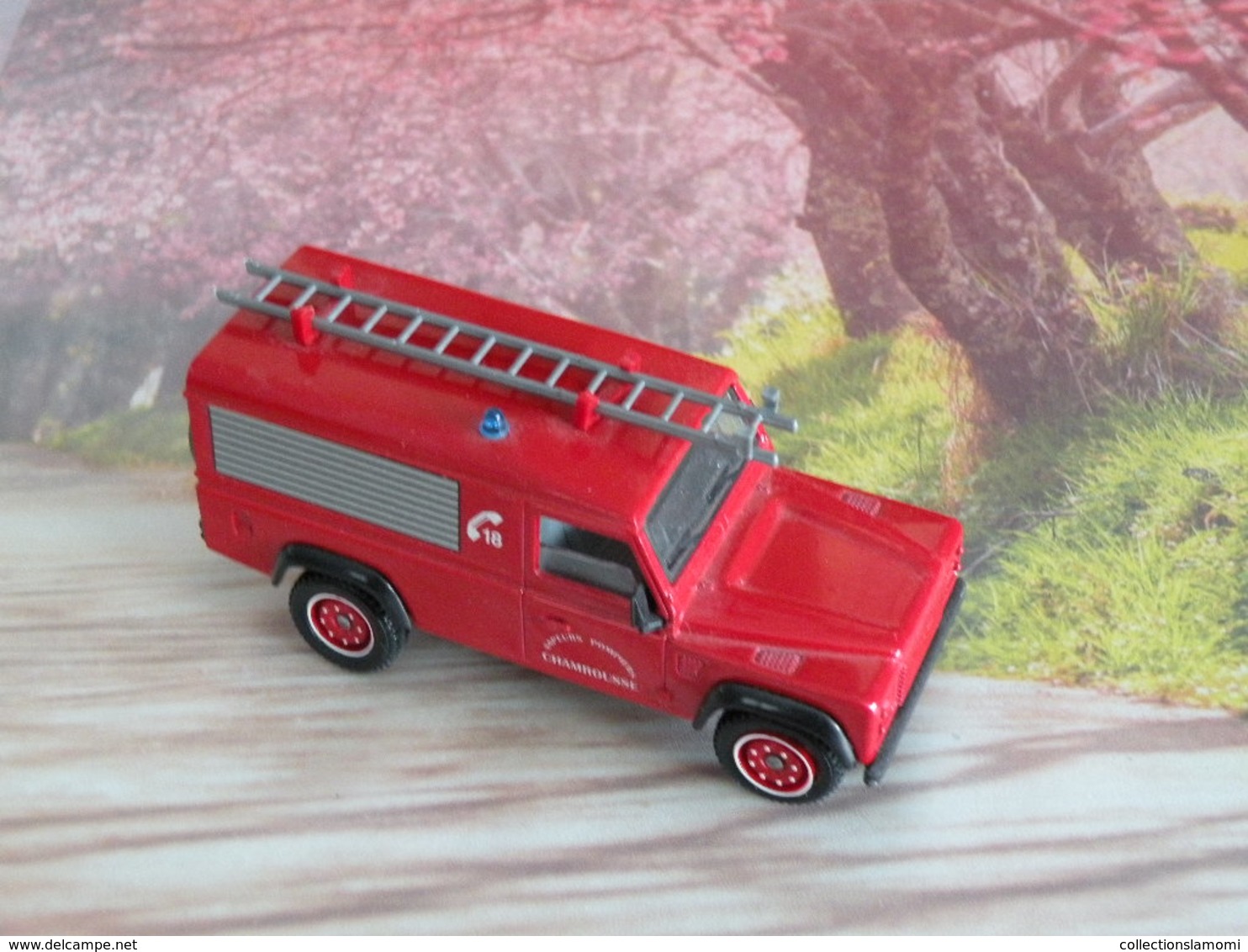 Land Rover Defender 1/43 - SOLIDO France - 1/43 - Pompiers