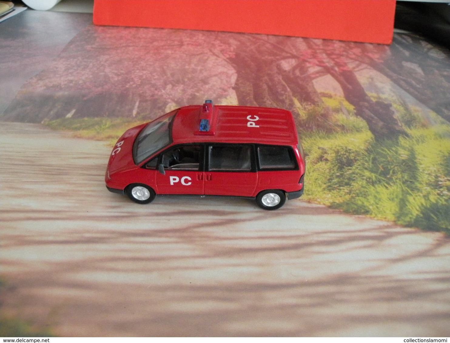 Peugeot 806 PC Pompier - 1/43 - SOLIDO France - - Firemen