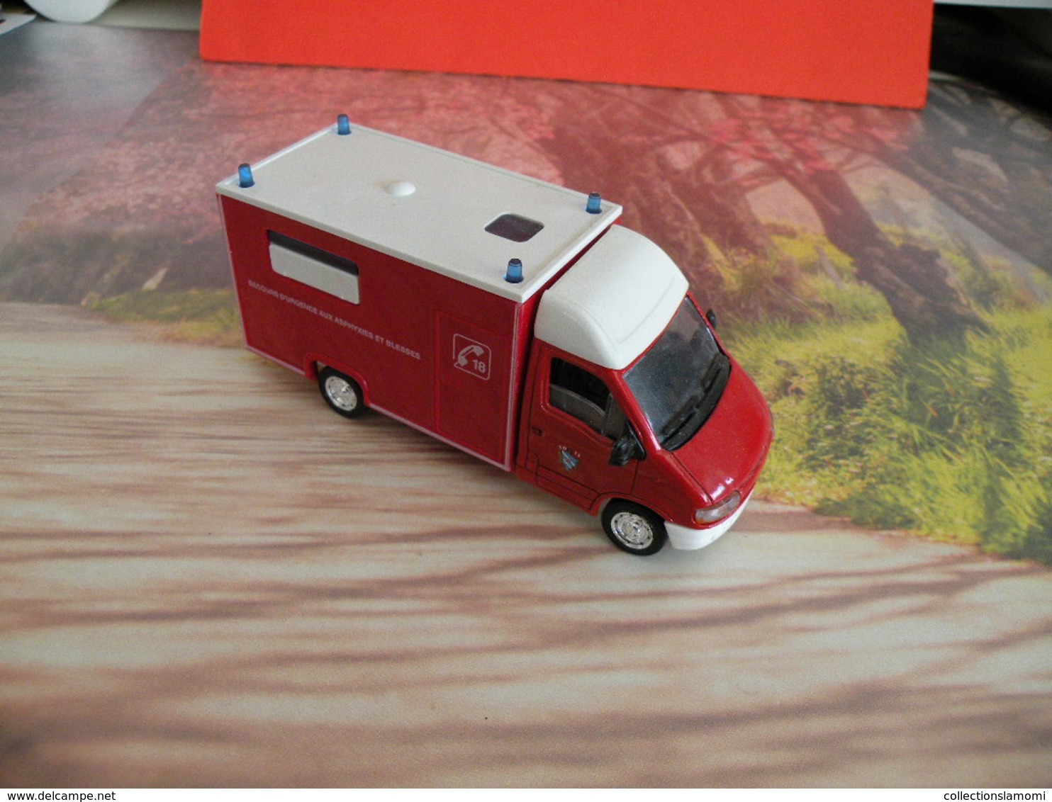 Renault Master - Pompier - 1/50 - SOLIDO France - - Brandweer