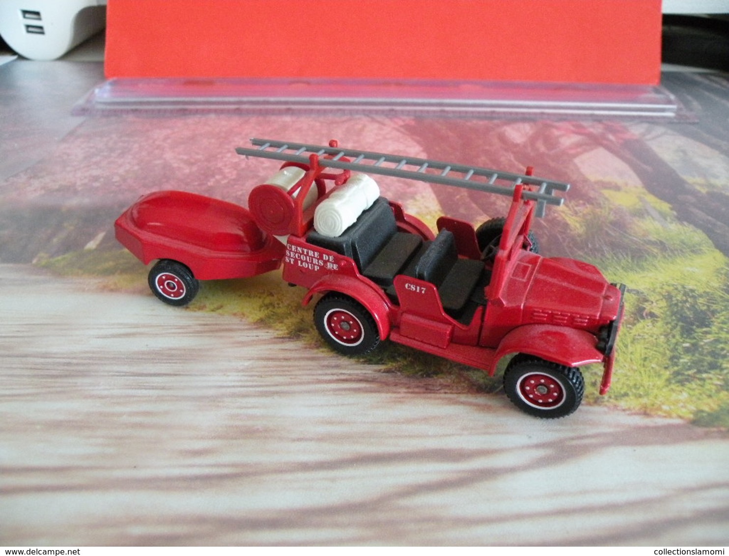 Véhicule De Pompier - St Loup (41) Dodge 4x4 Remorque Moto Pompe Guinard - 1/43 - SOLIDO FRANCE - N°61 - Pompiers