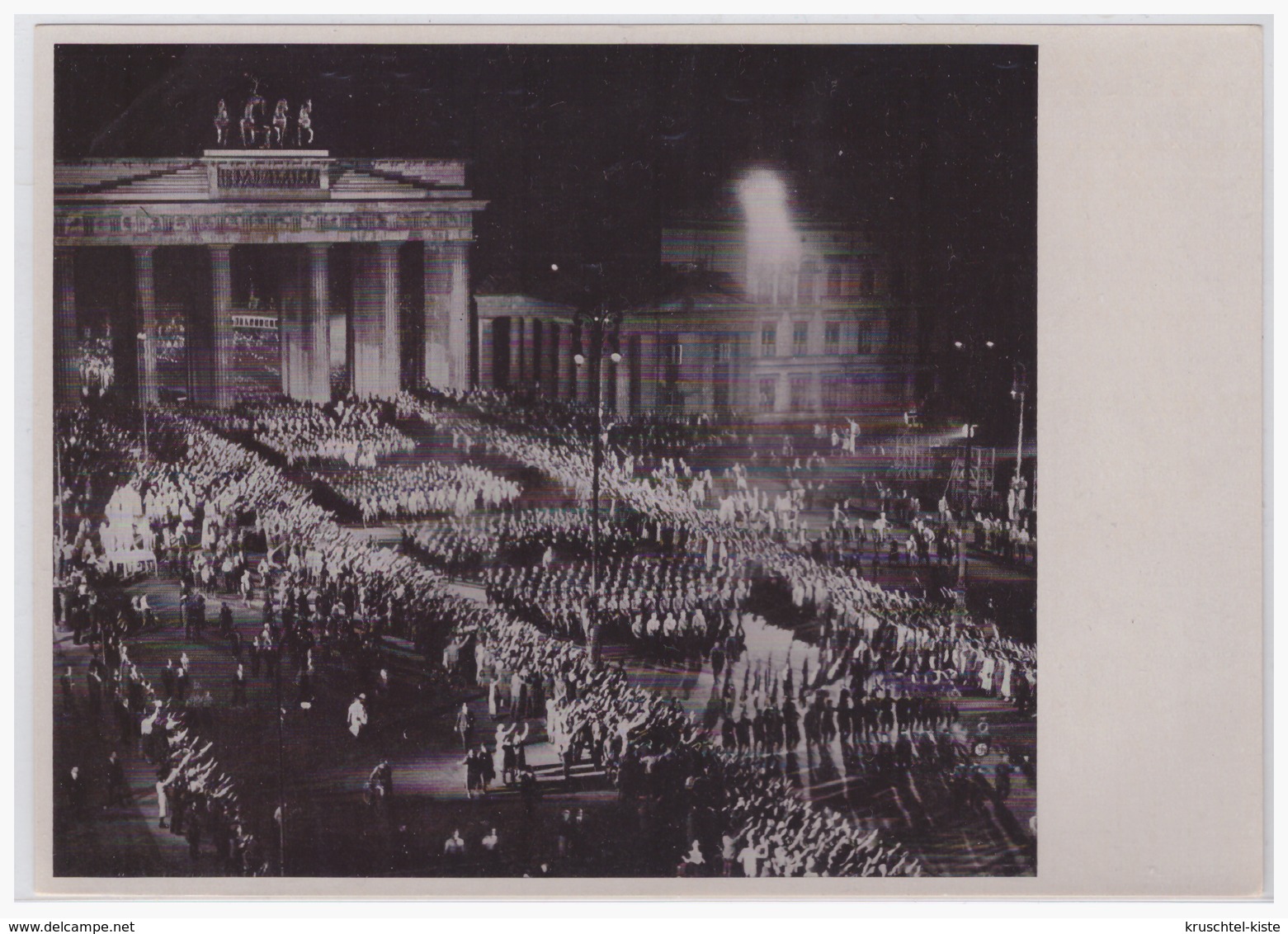 DT- Reich (000465) Propaganda Sammelbild Deutschland Erwacht Bild 111, SA Maschiert Durchs Brandenburger Tor - Covers & Documents