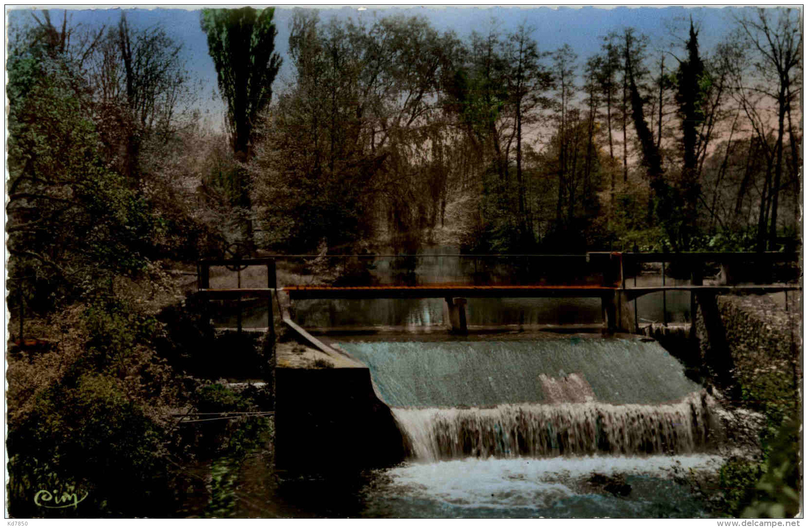 Mandres - L Yerres Au Moulin De Rochopt - Mandres Les Roses