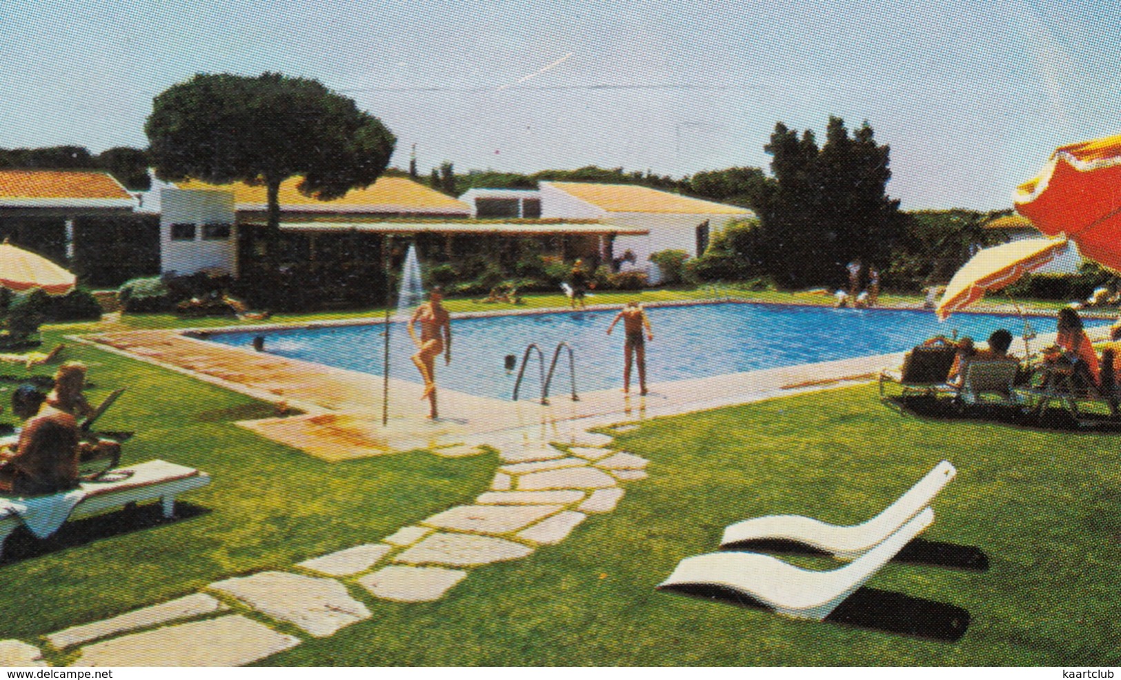 GOLF: Vilamoura - (Algarve, Portugal) - Swimmingpool/Piscine - Golf