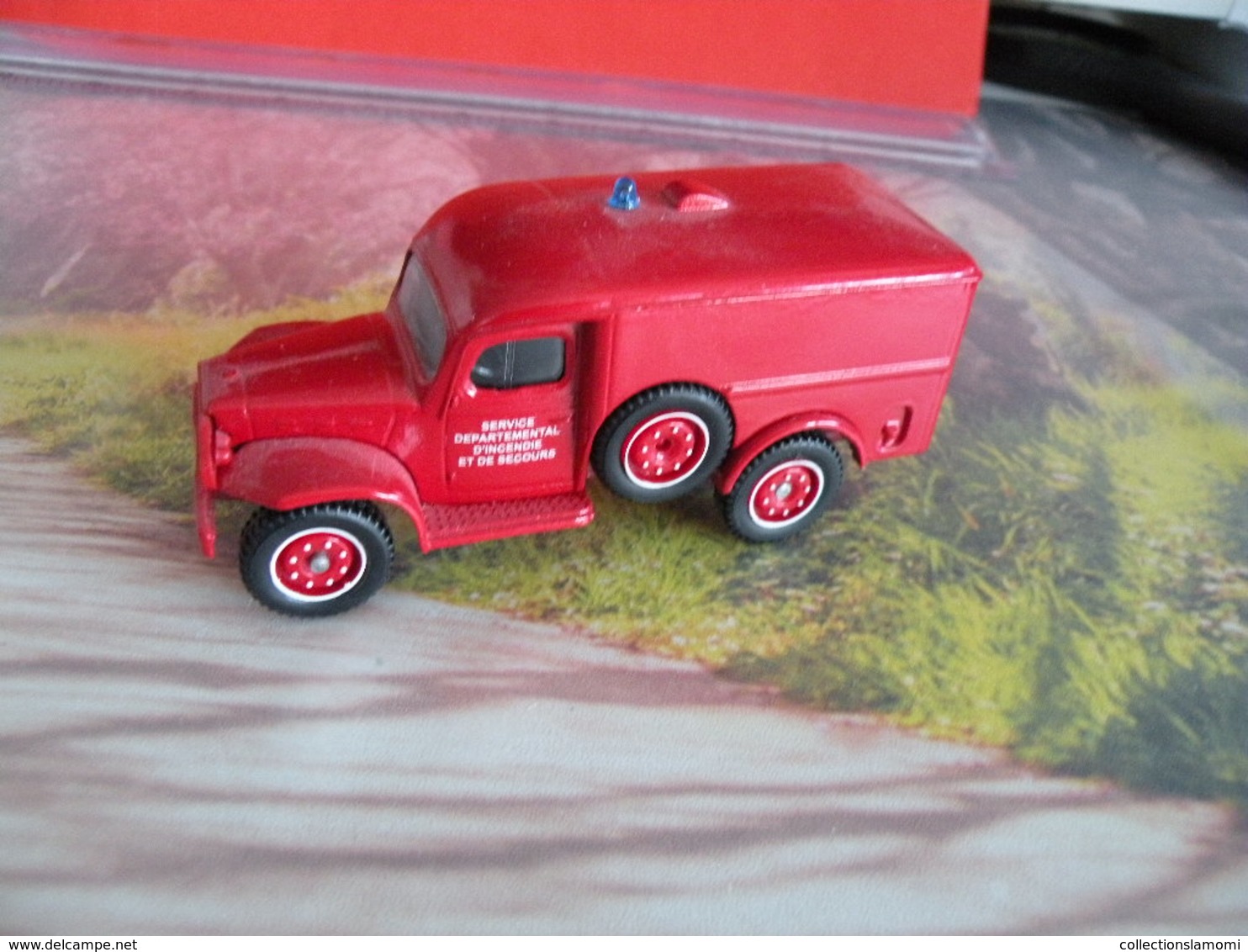 Véhicule De Pompier - DODGE WC 54 - 1/50 - SOLIDO FRANCE - N°34 - Pompiers