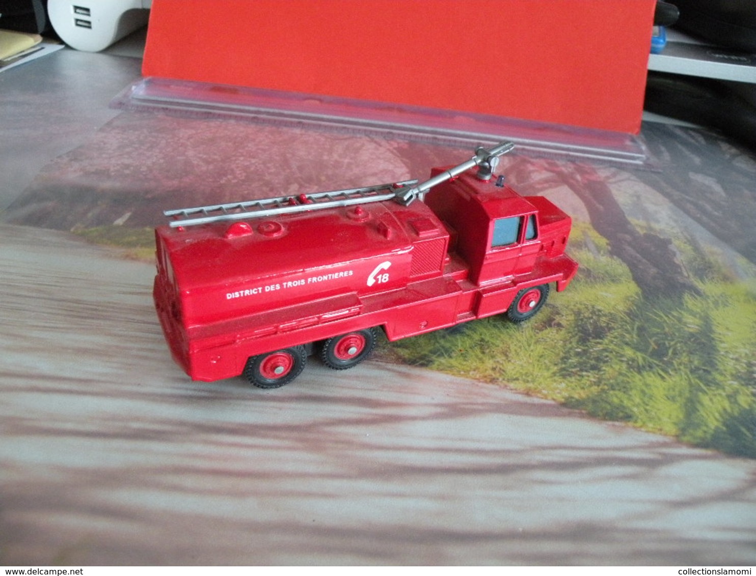 Véhicule De Pompier - Berliet GBC 34 Lance Mousse - 1/72 - SOLIDO FRANCE - N°59 - Pompiers