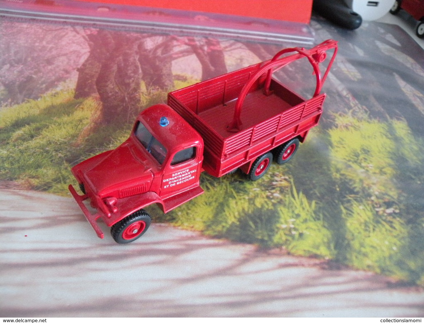 Véhicule De Pompier - GMC Service Départemental D'Incendie Et De Secours - 1/50 - SOLIDO FRANCE - N°89 - Brandweer