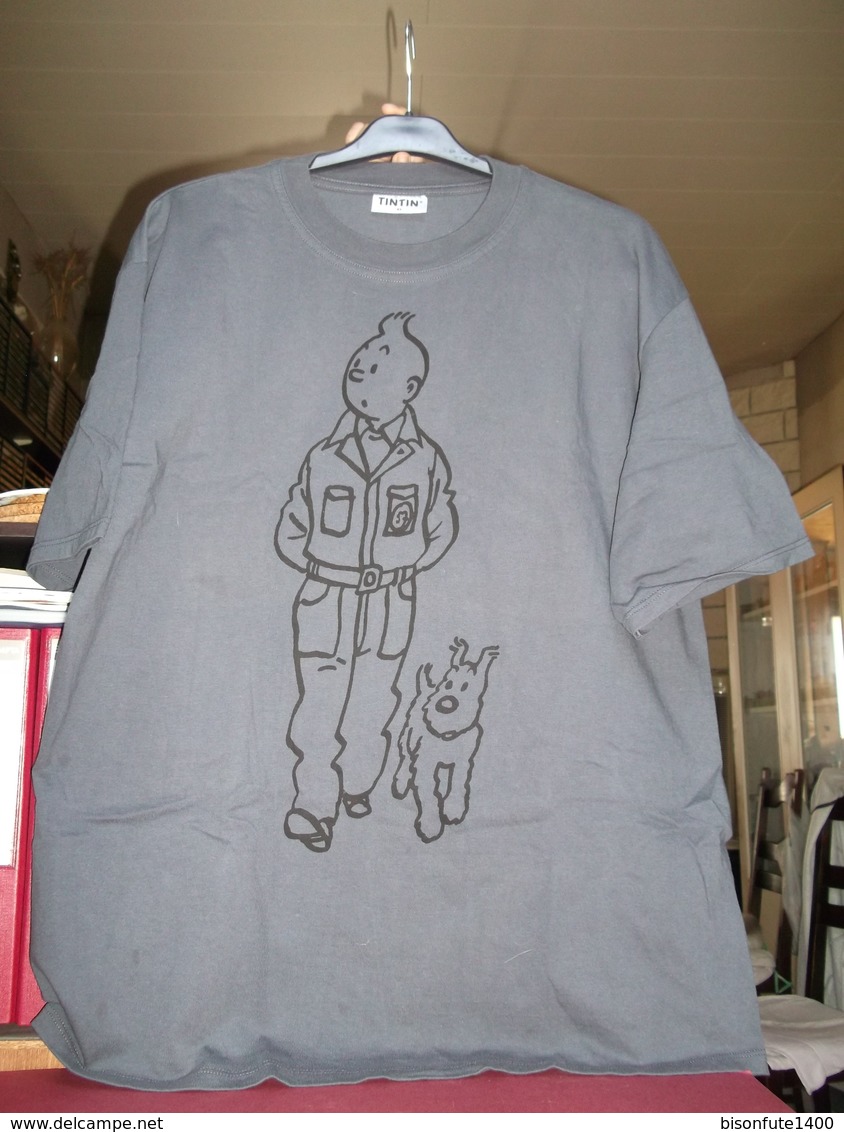 T-shirt Tintin De Couleur Gris Anthracite, Taille XL. ( CW ) - Autres & Non Classés