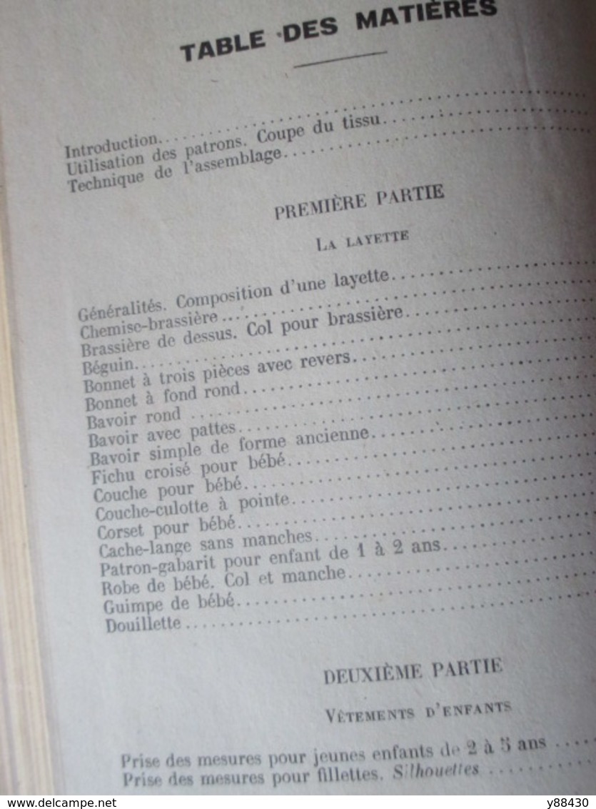 METHODE DE COUPE ET D'ASSEMBLAGE de vêtements - livre de 1948 - par Melle C. CHAPUT - 154 pages - 25 photos