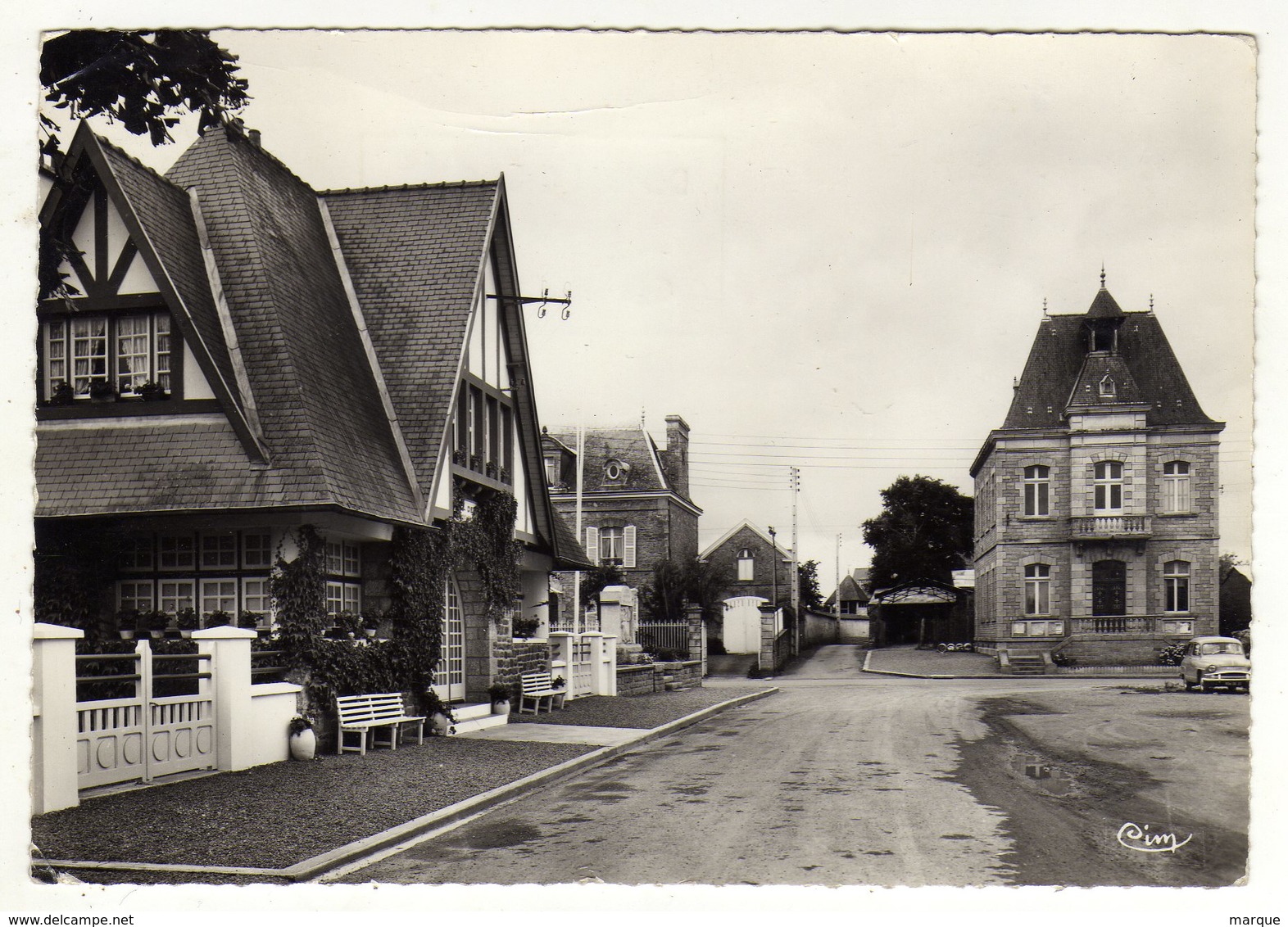 Cpsm N° 30 EVRAN Mairie Dispensaire Et Monument Aux Morts - Evran