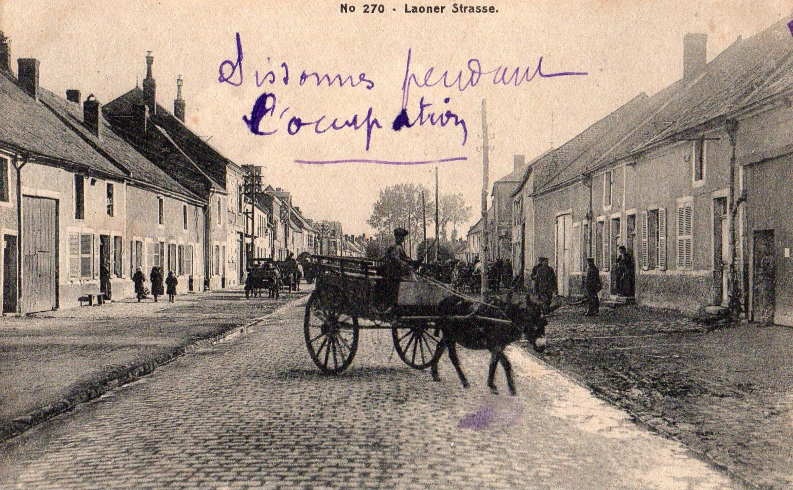 02 Sissonne - Laoner Strasse - Rue De Laon Pendant L'occupation - Attelage âne - Non Circulée - Sissonne