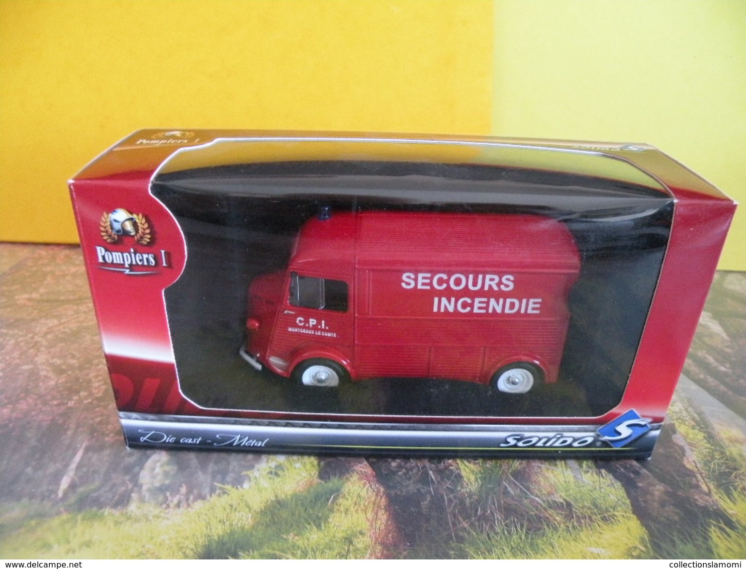 Véhicule De Pompier - Citroen HY 1954 - Montceaux Le Comte (58) - 1/43 - SOLIDO - - Pompiers