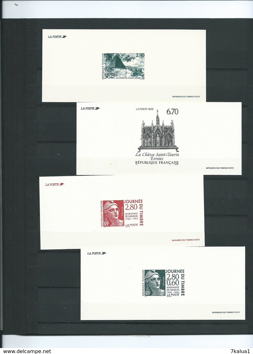 Lot de 60 gravures de timbres de France. Très bon état, frais de port inclus dans le prix.