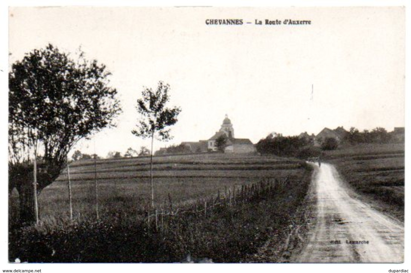 89 - Yonne /  CHEVANNES -- La Route D'Auxerre. - Chevannes