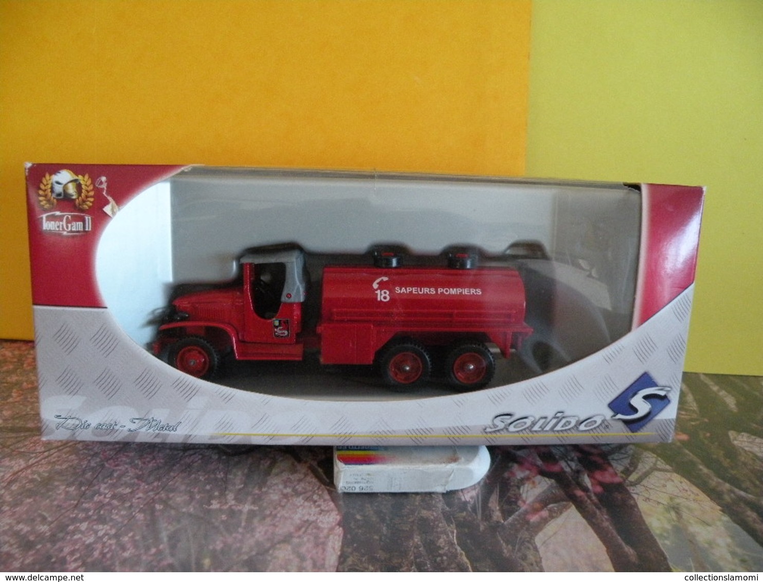 Véhicule De Pompier - GMC Citerne - 1/43 - SOLIDO France - Pompiers