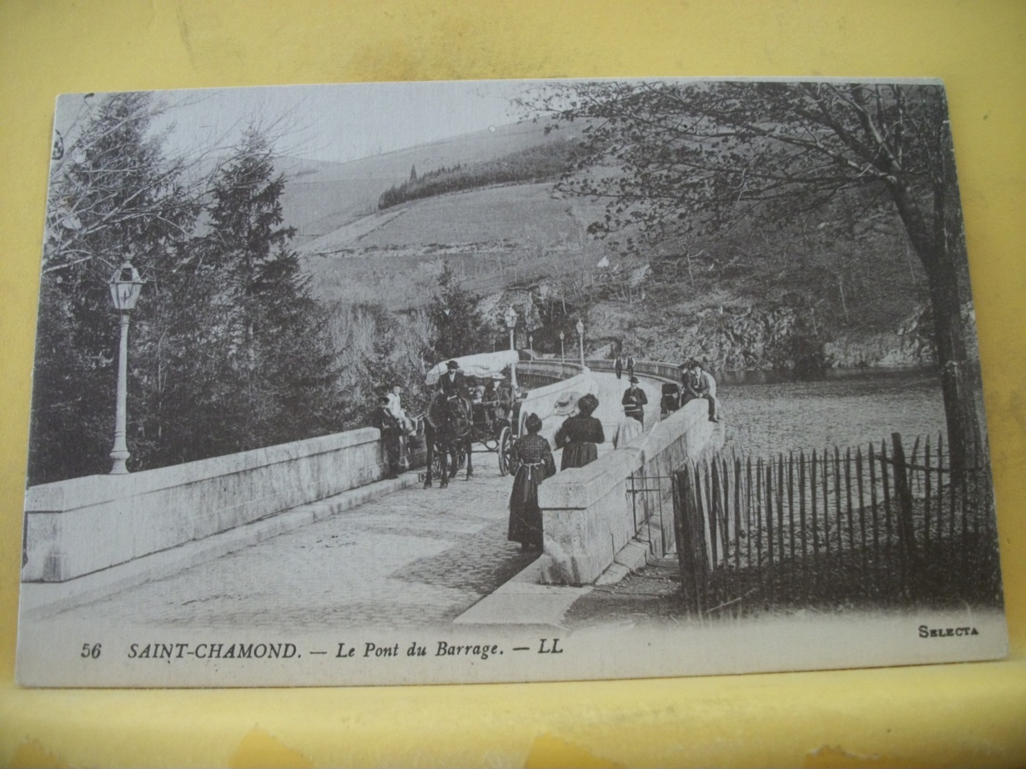 42 2499. CPA 1918 - 42 SAINT CHAMOND. LE PONT DU BARRAGE - ANIMATION. ATTELAGE. - Saint Chamond