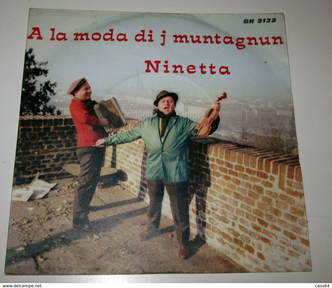 A LA MODA DI J MONTAGNUN  NINETTA - Country Y Folk