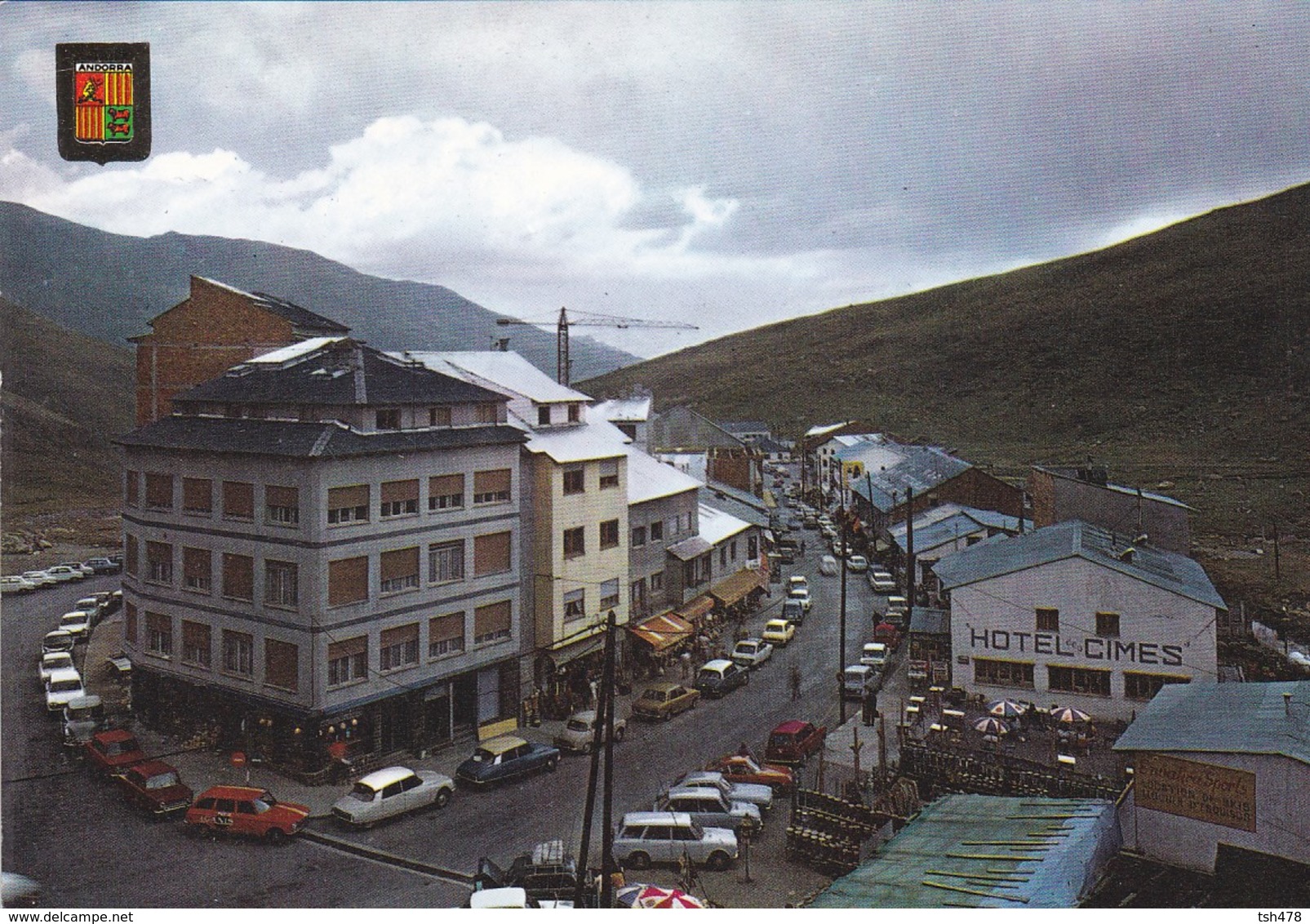 ANDORRE--VALLS D'ANDORRA--PAS DE LA CASA--( Voitures Des Années 60-70   DS + Autres )--voir 2 Scans - Andorre