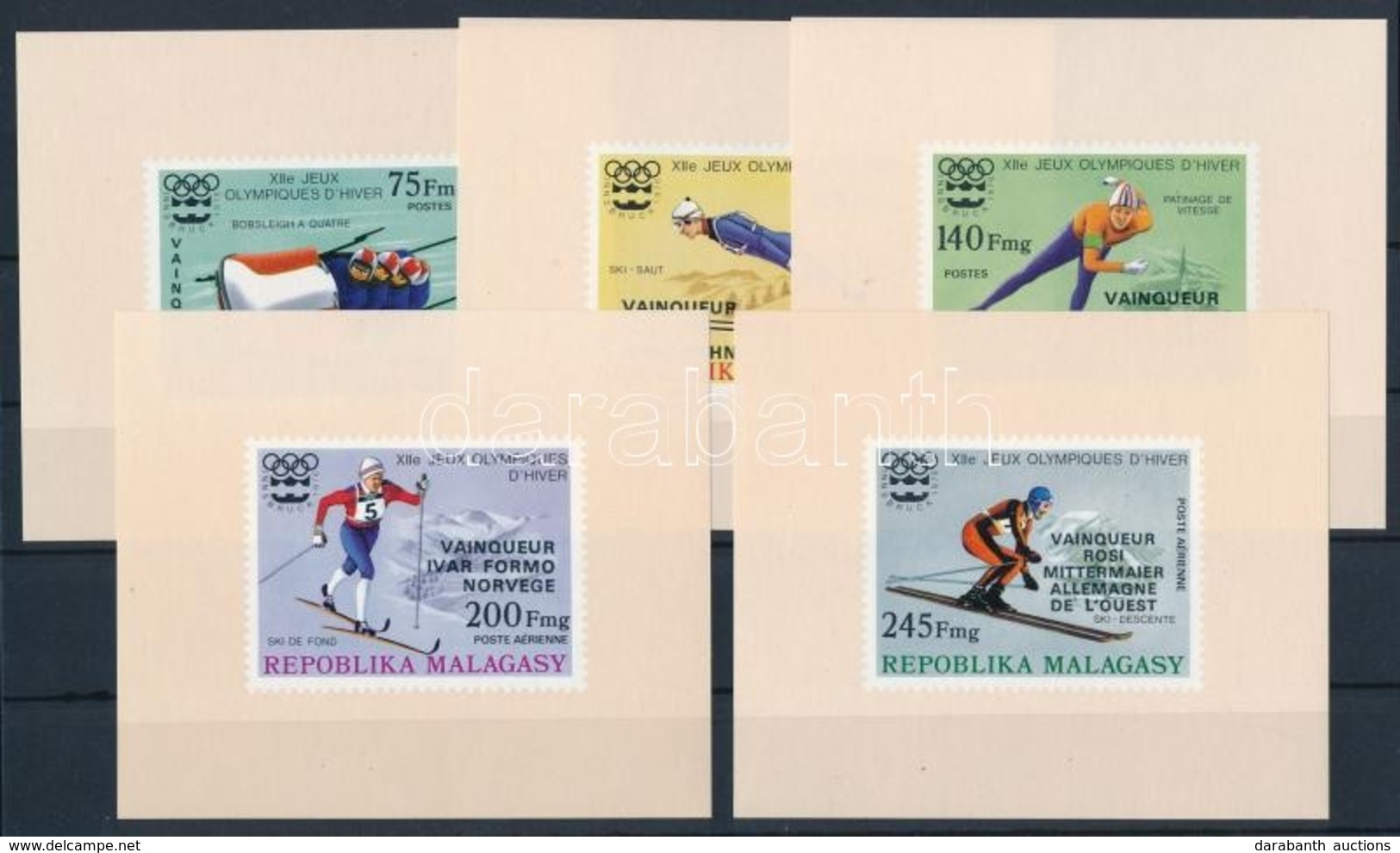 ** 1976 Olimpiai érmesek Vágott Sor Felülnyomással Blokk Formában Mi 802-806 - Altri & Non Classificati