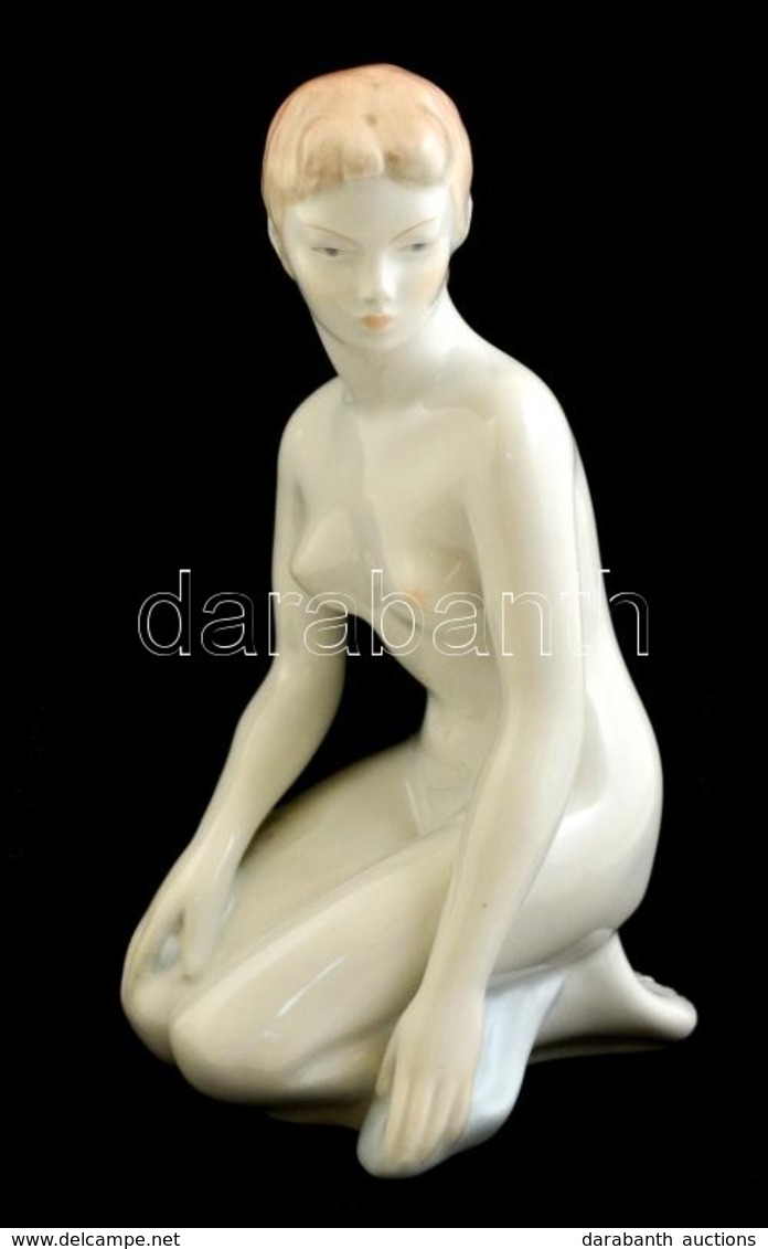 Aquincumi Porcelán Térdelő Akt, Kézzel Festett, Jelzett, Hibátlan, M: 22,5 Cm - Otros & Sin Clasificación