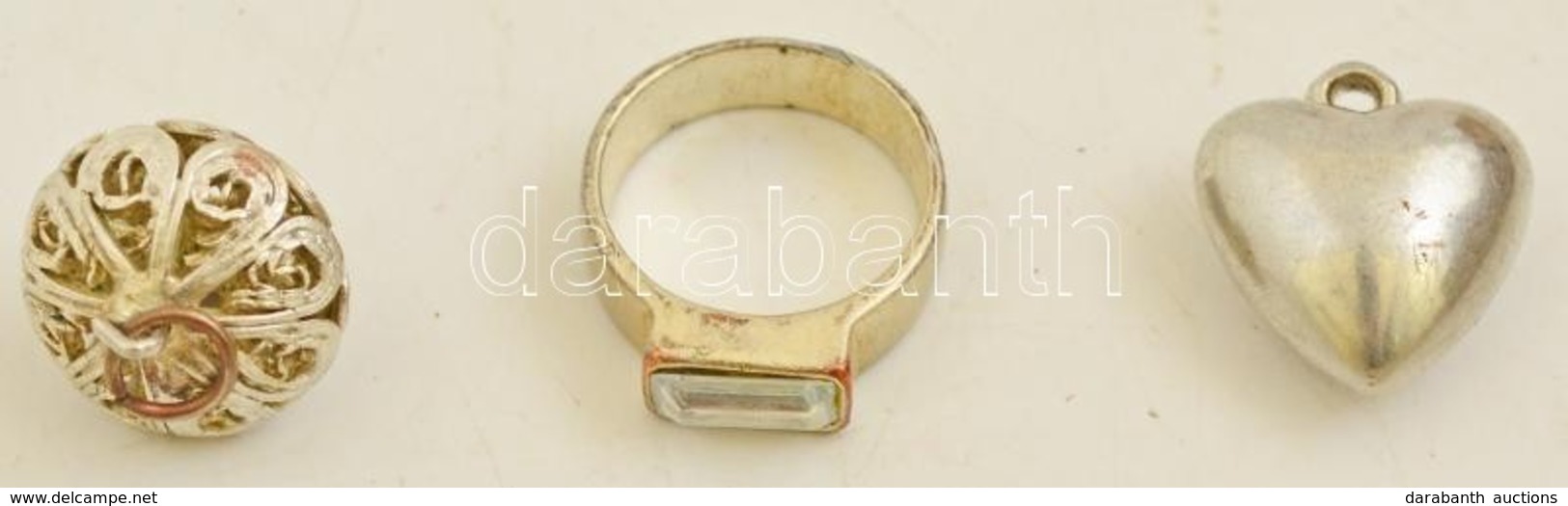 2 Db Medál (egyik Ezüst) + 1 Db Fém Gyűrű, Méret: 56 - Sonstige & Ohne Zuordnung