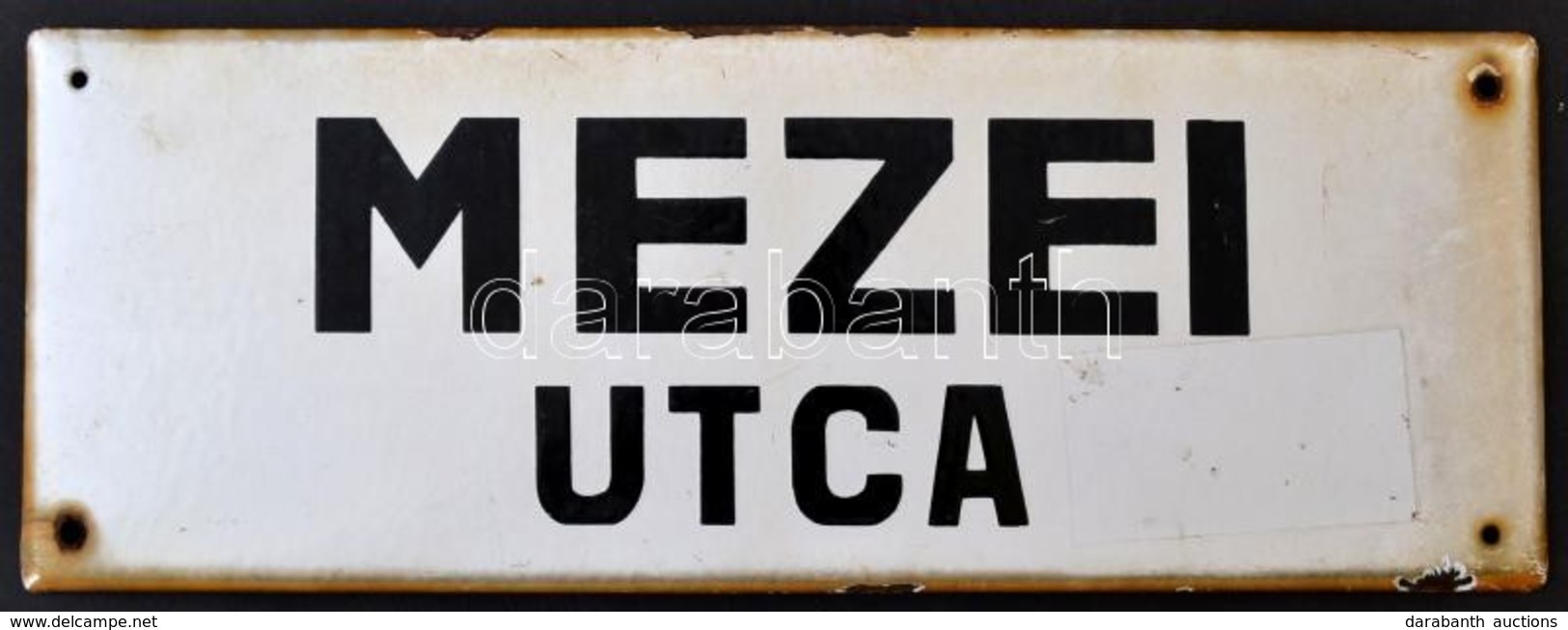 'Mezei Utca' Zománcozott Fém Tábla, Sérülésekkel, Rozsdafoltokkal, 39×15 Cm - Otros & Sin Clasificación