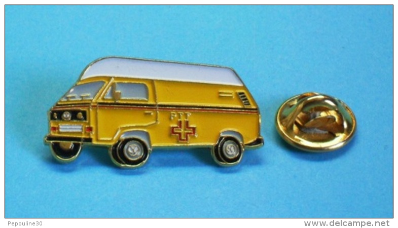 1 PIN'S //   ** CAMIONNETTE / VOLKSWAGEN COMBI T3 / LA POSTE SUISSE ** . (Wespo) - Volkswagen