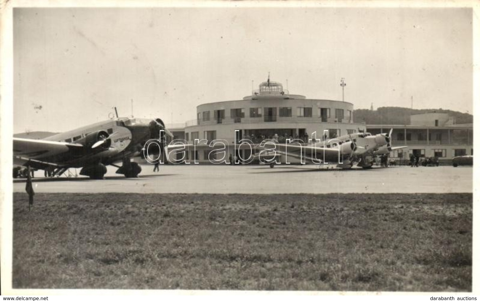 * T2/T3 Budaörs, Közforgalmi Repülőtér, Lufthansa és Ala Littoria Repülők (EK) - Ohne Zuordnung