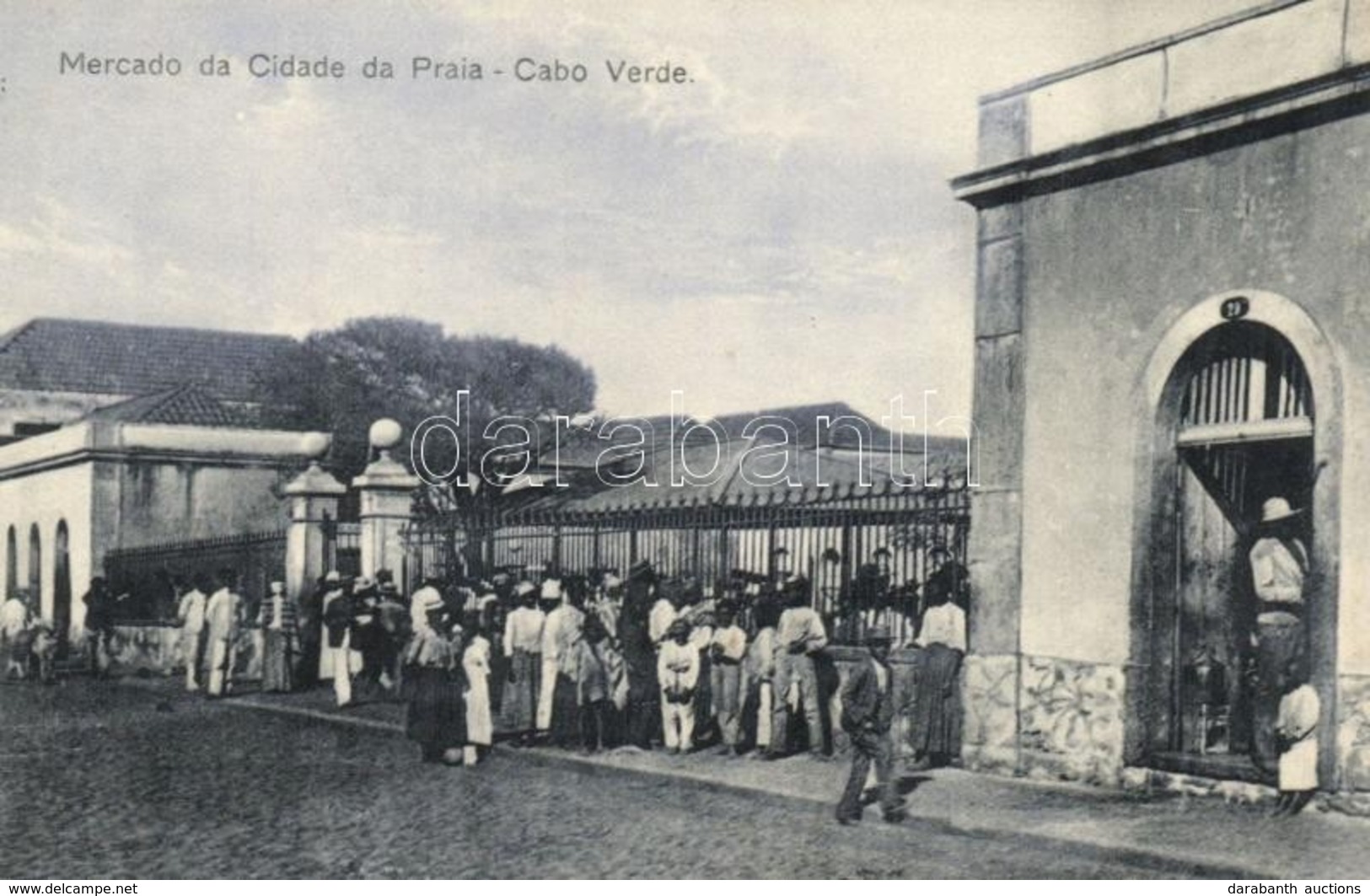 ** T4 Cabo Verde, Cape Verde; Mercado Da Cidade Da Praia / City Market In Praia (vágott / Cut) - Non Classificati