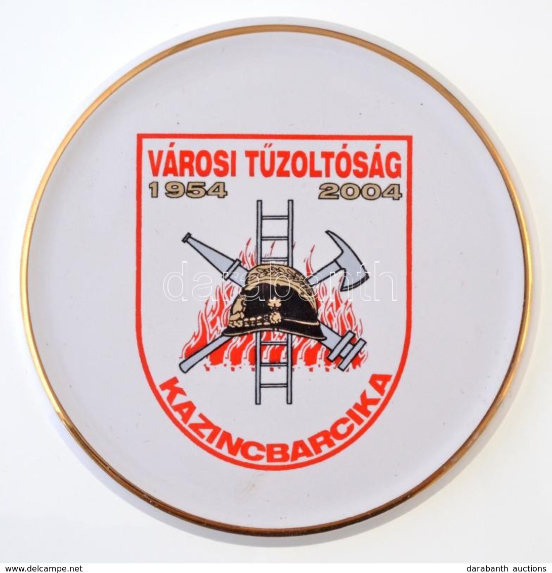 2004. 'Városi Tűzoltóság 1954-2004 - Kazincbarcika' Porcelán Plakett (121mm) T:2 - Ohne Zuordnung