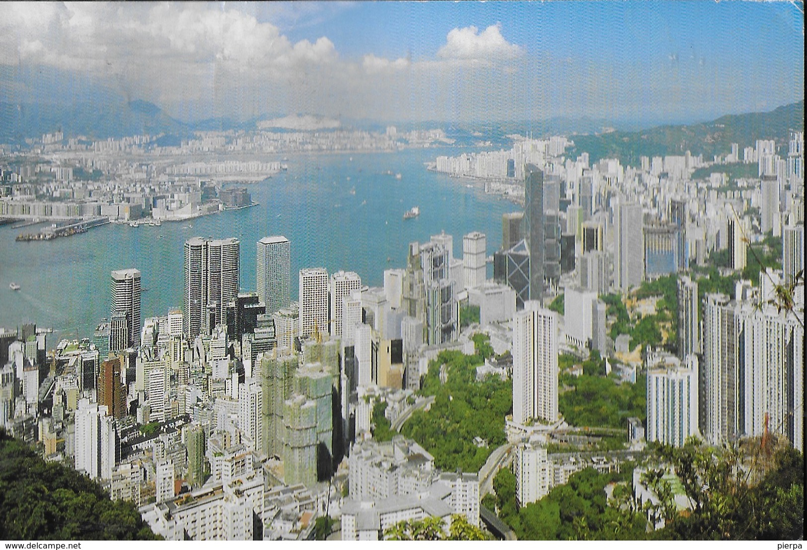 HONG KONG - PANORAMA -  VIAGGIATA 2001  FRANCOBOLLO ASPORTATO - Cina (Hong Kong)