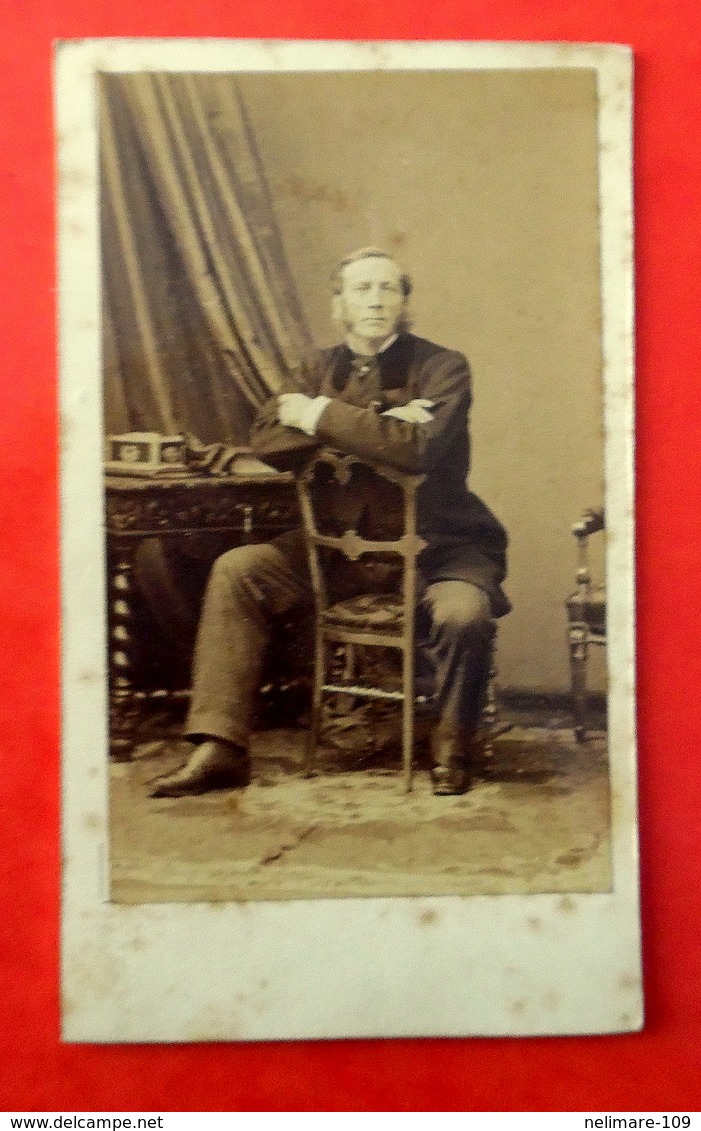 Cdv CARTE DE VISITE HOMME PHOTOGRAPHE PHOTOGRAPHIE DISDERI PARIS - Personnes Anonymes